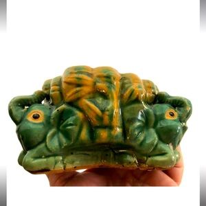 Vintage Majolica Art Pottery Planter 3 Elephants Trunks Up Bamboo 5" Succulent